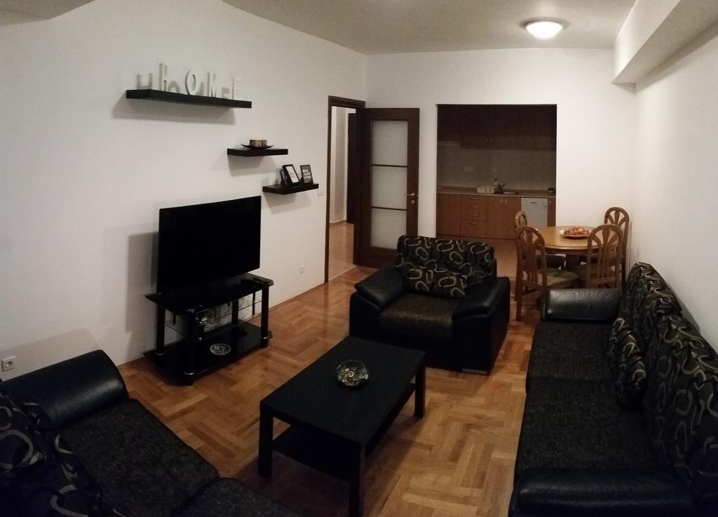 Apartments Athos Podgorica Bilik gambar